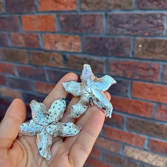 Zara Starfish Statement Stud Earrings - Picture 10 of 13